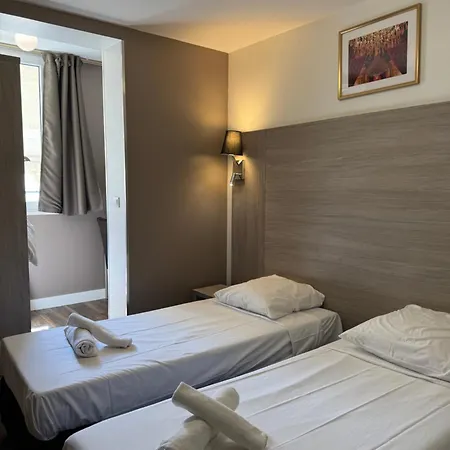 Hotel & Dreams 3*